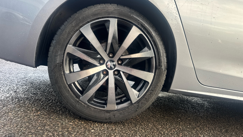 Peugeot 508 1.2 PureTech GT Line 5dr EAT8 Petrol Hatchback